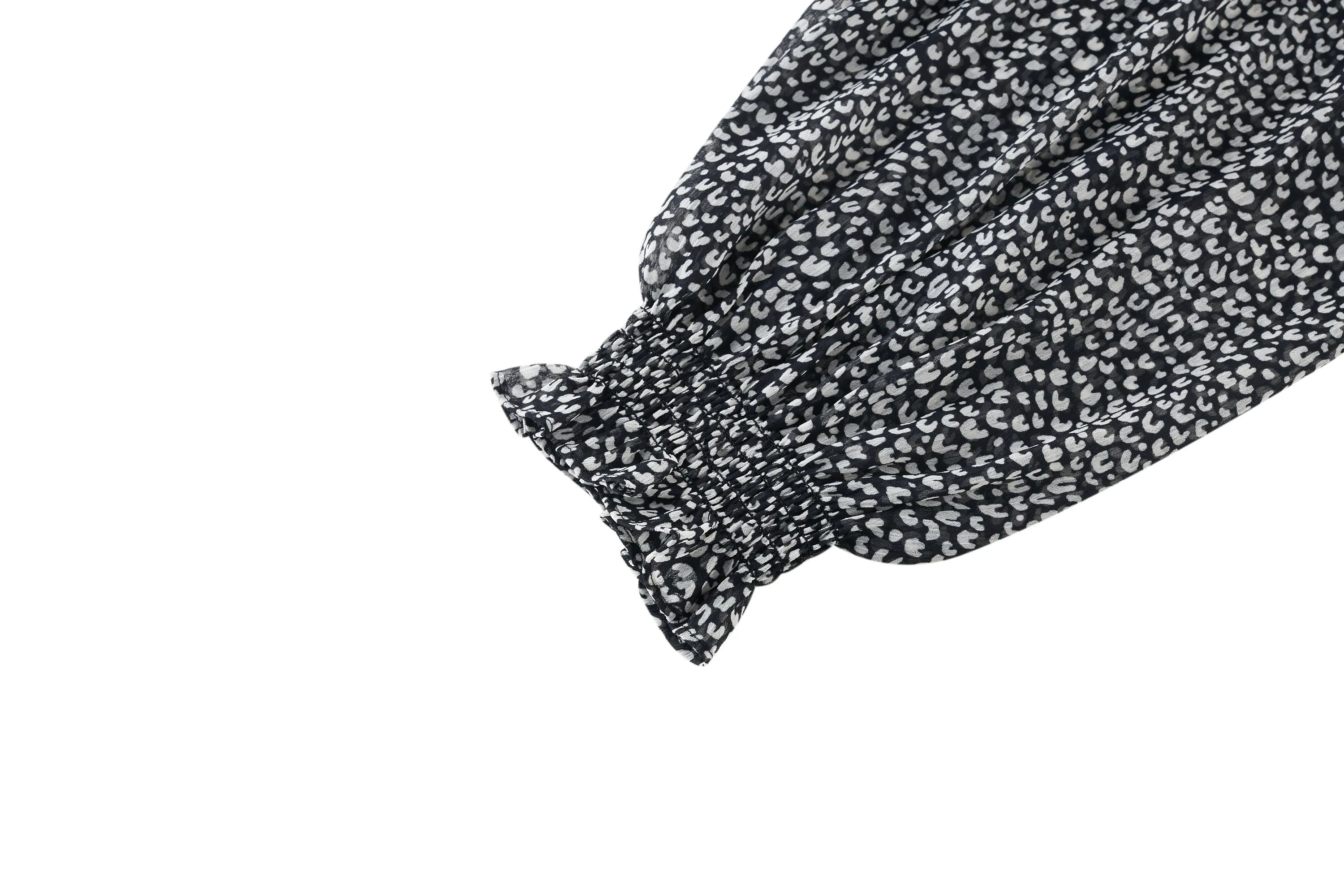 Bessie Soft Touch Chiffon Leopard Print Ruffled Stand Collar Blouse