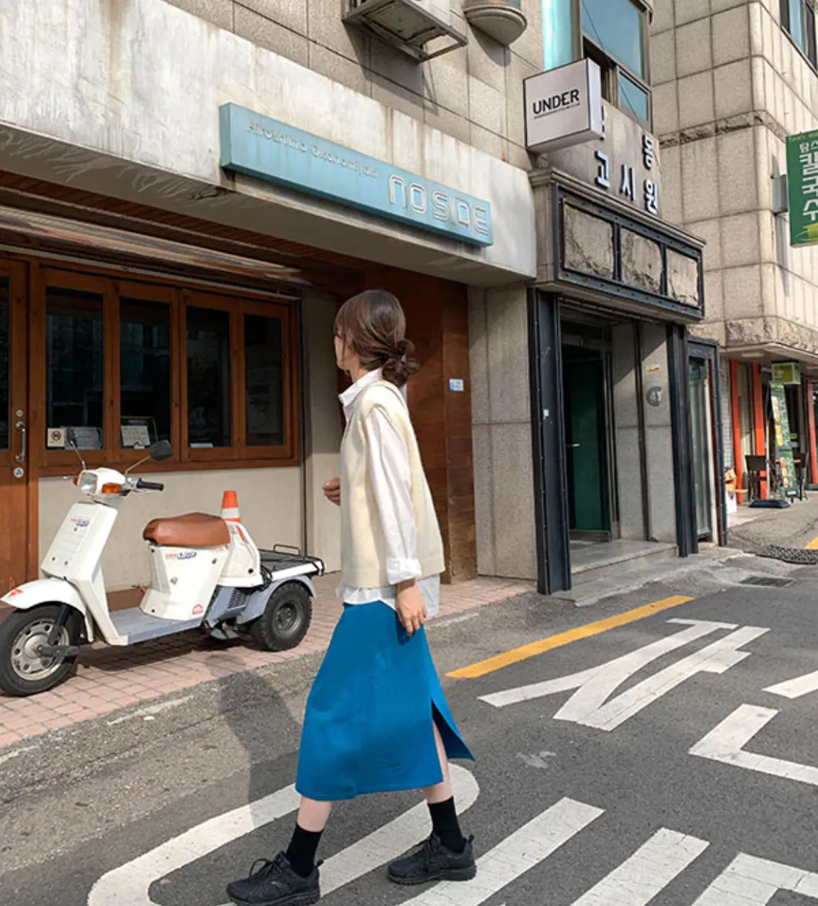 [Korean Style] 4 Colors Loose Fit V Neck Knit Vest